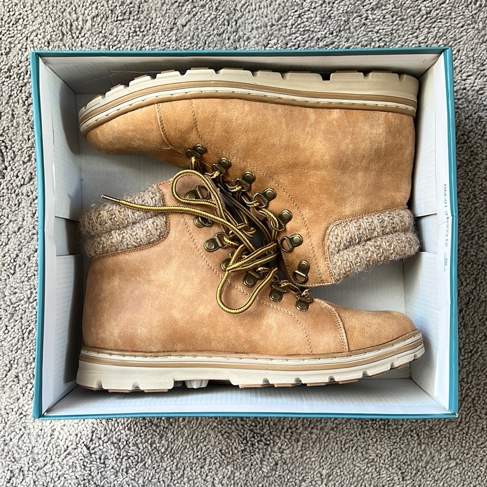 NIB✨CLIFFS Kerri Boots Size 10